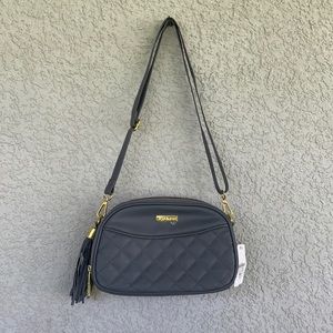Joy & Iman purse with adjustable/removable strap!